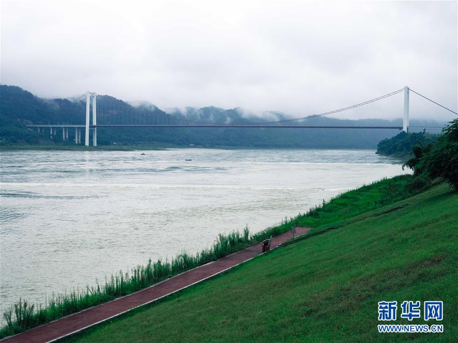 (圖文互動)(2)清江一曲抱城流——“萬里長江第一城”的環(huán)保觀察